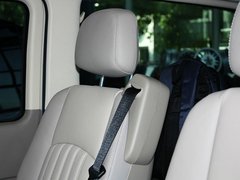 2011款 Vinao 2.5L 自动 领航型 7座