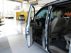 2011款 Vinao 2.5L 自动 领航型 7座