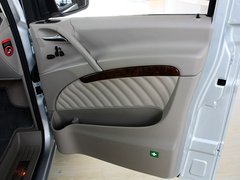 2011款 Vinao 2.5L 自动 领航型 7座