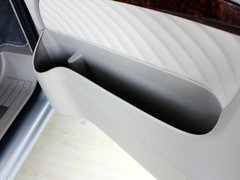 2011款 Vinao 2.5L 自动 领航型 7座