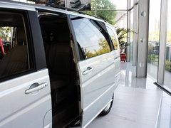 2011款 Vinao 2.5L 自动 领航型 7座