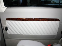 2011款 Vinao 2.5L 自动 领航型 7座