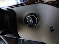 2011款 Vinao 2.5L 自動(dòng) 領(lǐng)航型 7座