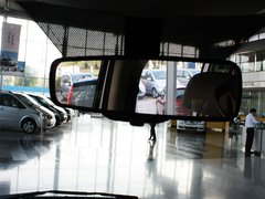 2011款 Vinao 2.5L 自动 领航型 7座