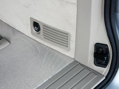2011款 Vinao 2.5L 自动 领航型 7座