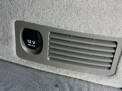 2011款 Vinao 2.5L 自动 领航型 7座