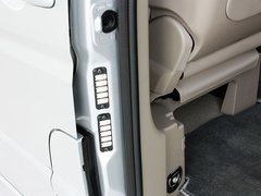 2011款 Vinao 2.5L 自动 领航型 7座