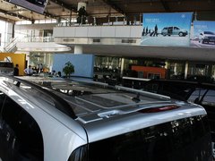2011款 Vinao 2.5L 自动 领航型 7座