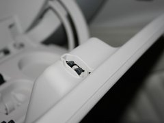 2011款 Vinao 2.5L 自动 领航型 7座