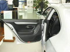 2011款 1.8TSI DSG 尊贵型