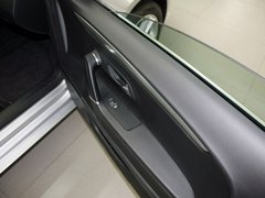 2011款 1.8TSI DSG 尊贵型