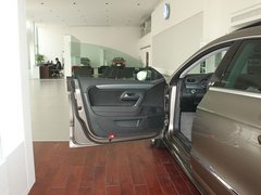 2011款 2.0TSI DSG 豪华型