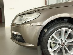 2011款 2.0TSI DSG 豪华型