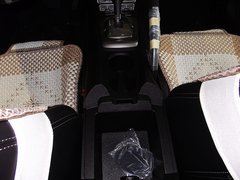 2011款 3.6L 自动 传奇性能版