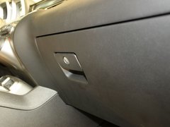 2011款 3.6L 自动 传奇性能版
