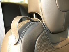 2011款 3.6L 自动 传奇性能版