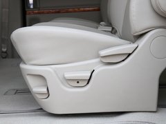 2011款 2.0T 手动 公务版 7座
