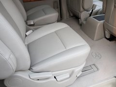 2011款 2.0T 手动 公务版 7座