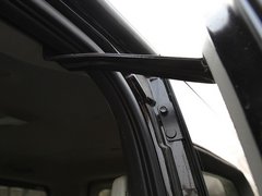 2011款 2.0T 手动 公务版 7座