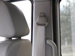 2011款 2.0T 手动 公务版 7座