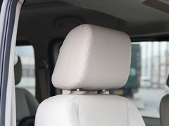 2011款 2.0T 手动 公务版 7座