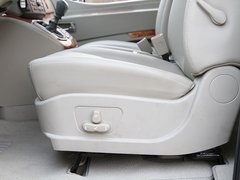 2011款 2.0T 手动 公务版 7座