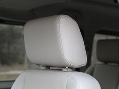 2011款 2.0T 手动 公务版 7座