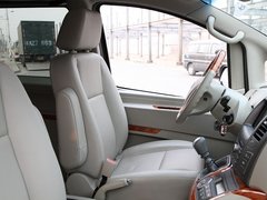 2011款 2.0T 手动 公务版 7座