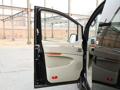 2011款 2.0T 手动 公务版 7座