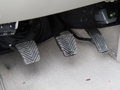 2011款 2.0T 手动 公务版 7座