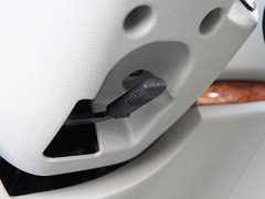 2011款 2.0T 手动 公务版 7座