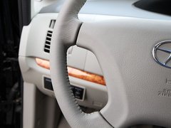 2011款 2.0T 手动 公务版 7座