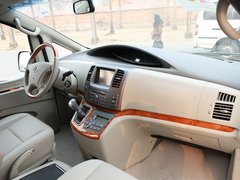 2011款 2.0T 手动 公务版 7座