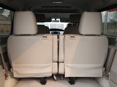 2011款 2.0T 手动 公务版 7座