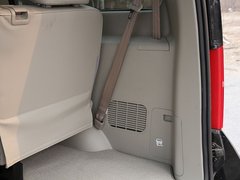 2011款 2.0T 手动 公务版 7座