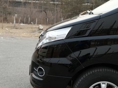 2011款 2.0T 手动 公务版 7座