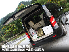 2011款 2.0T 手动 商务版 7座