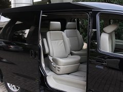 2011款 2.0T 手动 商务版 7座
