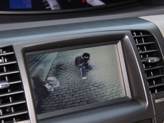 2011款 2.0T 手动 商务版 7座