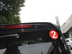 2011款 2.0T 手动 商务版 7座