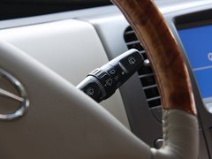 2011款 2.0T 手动 商务版 7座