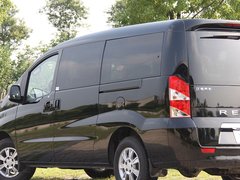 2011款 2.0T 手动 商务版 7座