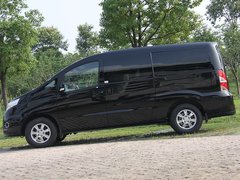 2011款 2.0T 手动 商务版 7座