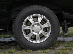 2011款 2.0T 手动 商务版 7座