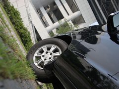 2011款 2.0T 手动 商务版 7座