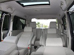2011款 2.0T 手动 商务版 7座
