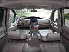 2011款 2.0T 手动 商务版 7座
