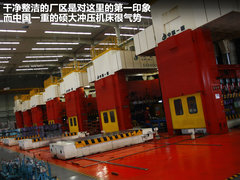 2011款 2.0T 手动 商务版 7座