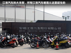 2011款 2.0T 手动 商务版 7座
