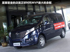 2011款 2.0T 手动 商务版 7座